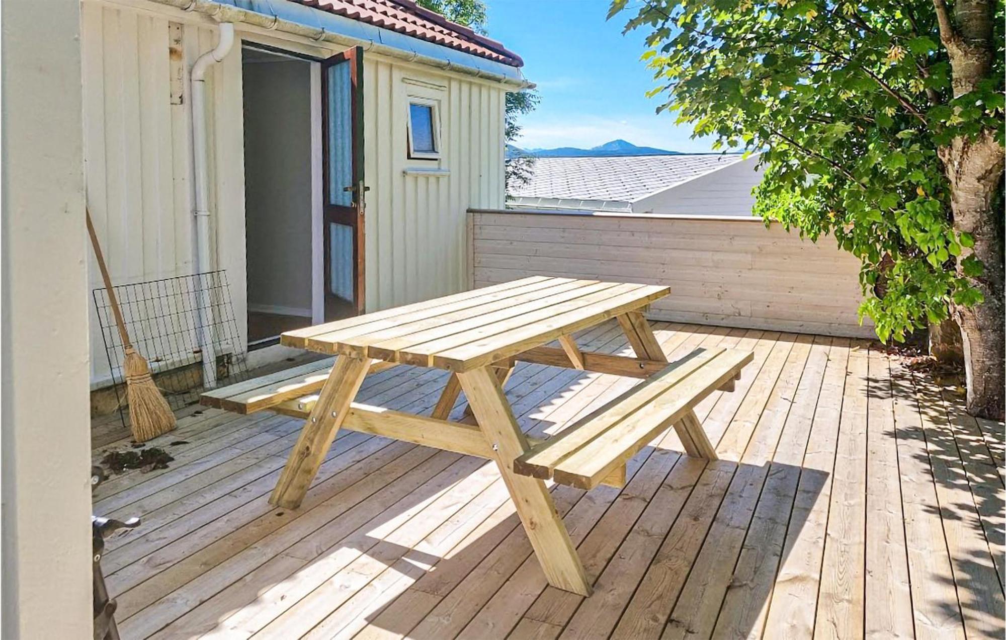 Awesome Home In Kristiansund With House Sea View Exterior photo
